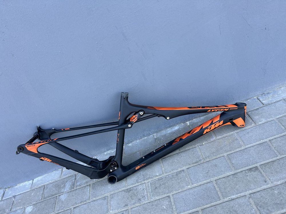 Rama KTM lycam Master 27,5 carbon karbon