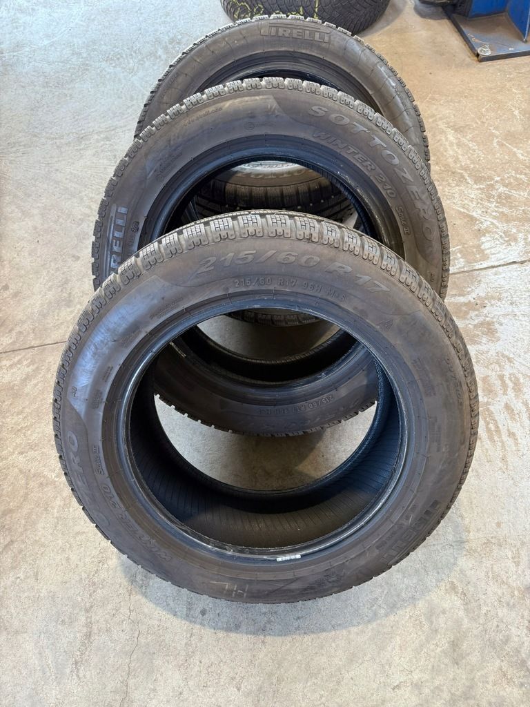 Pirelli sottozero winter 215/60/17