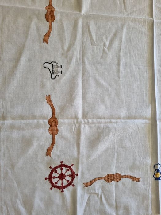 Toalha de mesa de ponto cruz