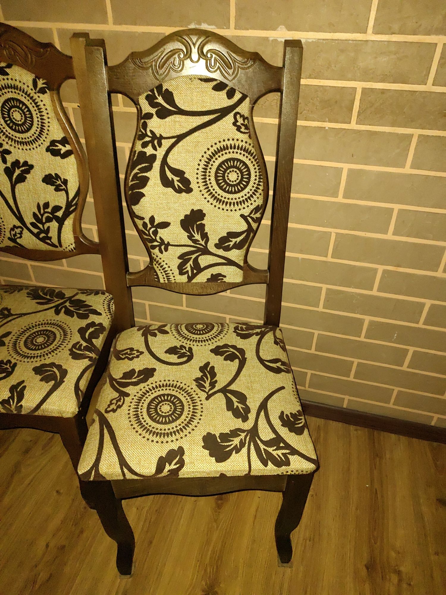 Міцні м'ягкі дерев'яні крісла, стільці, стільчики (ціна за 1шт)