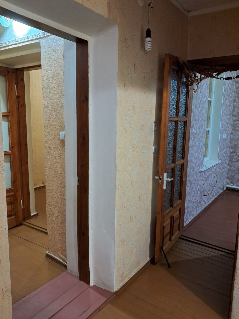 Продам 1/2 часть дома в Новомосковске.