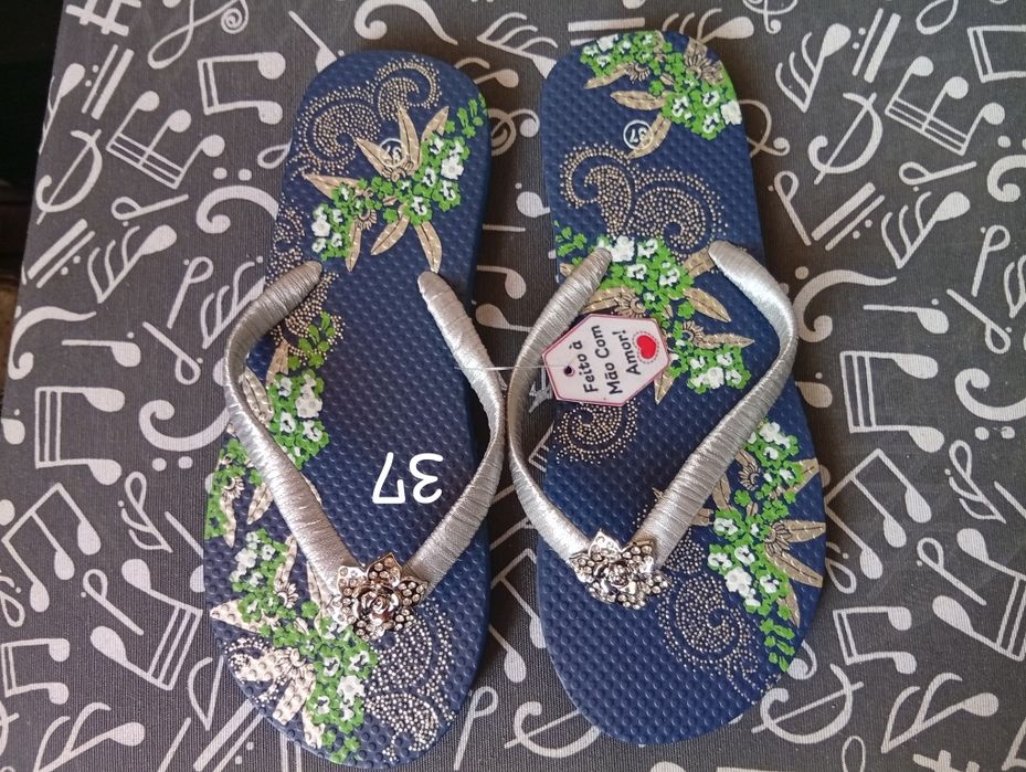 Chinelos decorados