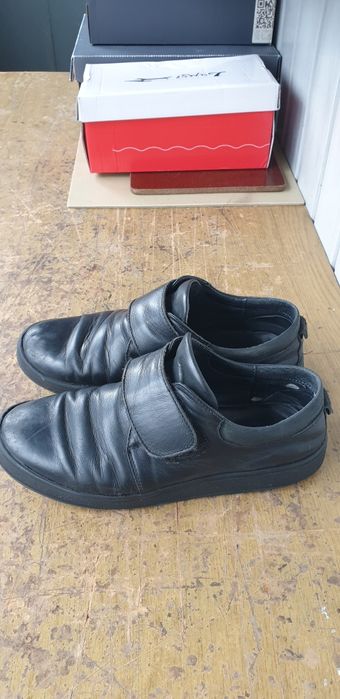 Туфли на мальчика 35 р/р
