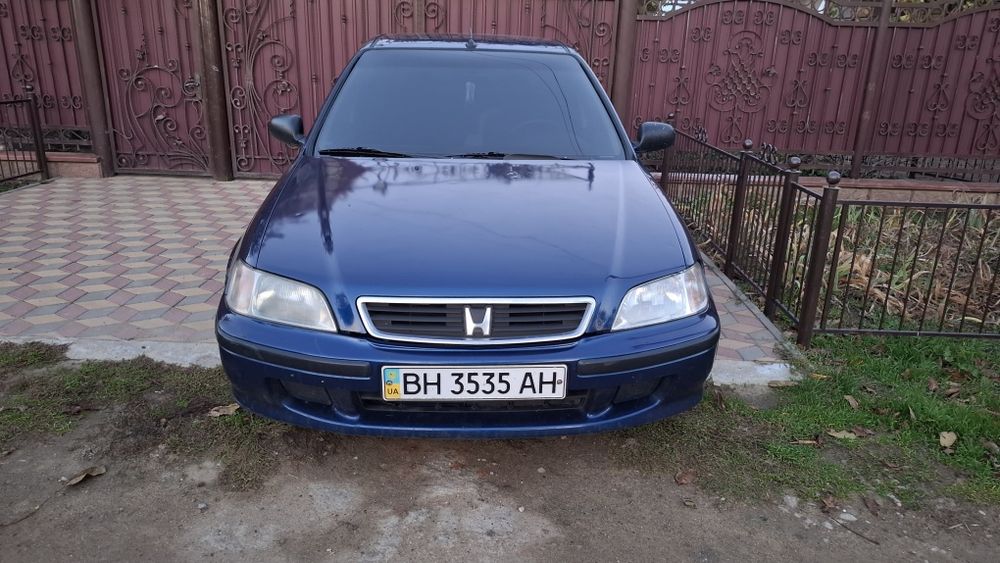 Хонда цывик 2000год.  1.4 автомат!