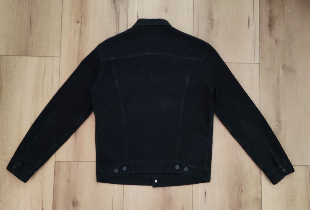 Levi's męska czarna kurtka jeansowa w rozmiarze M