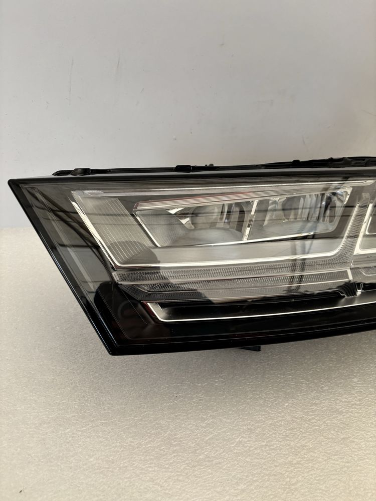 Audi Q7 II 2 4M 4M0 15- lampa lewy przód lewa przednia Full Led cała