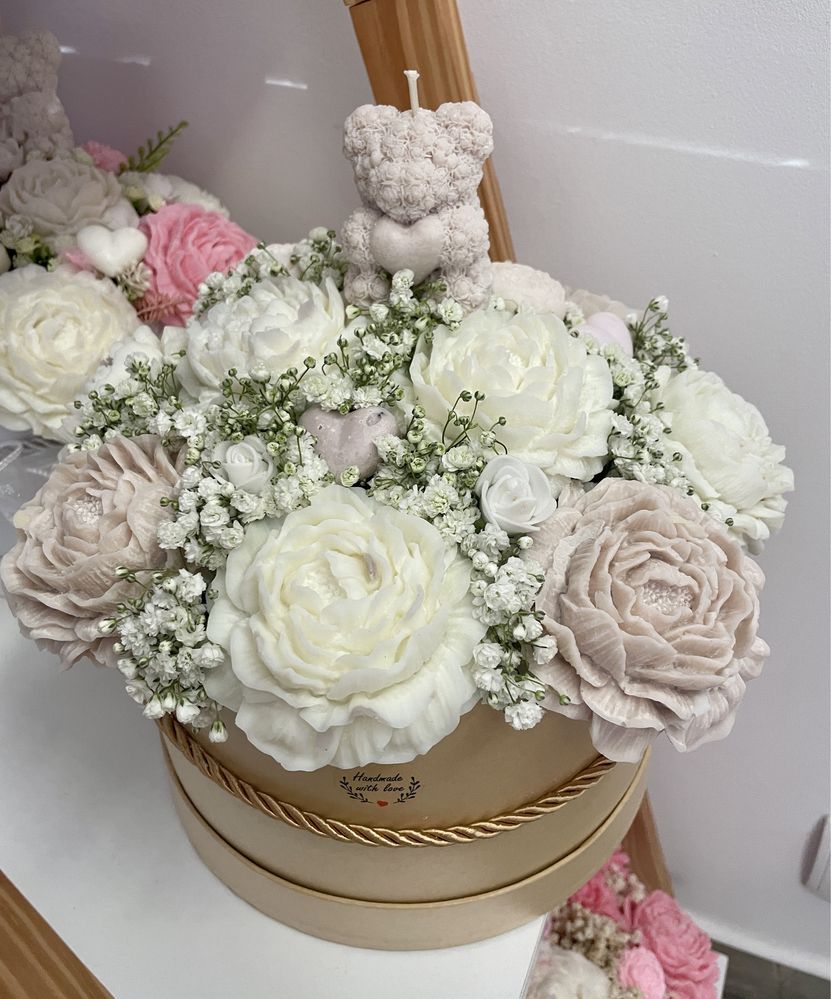Flowerbox z wosku sojowego, świeczki, kwiaty, kolory