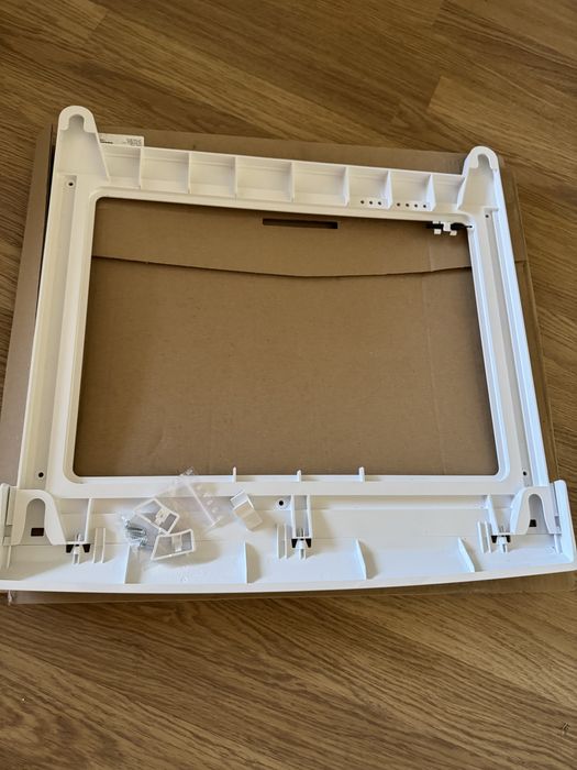 Продам сполучну планку між сушкою та пральною машинкою