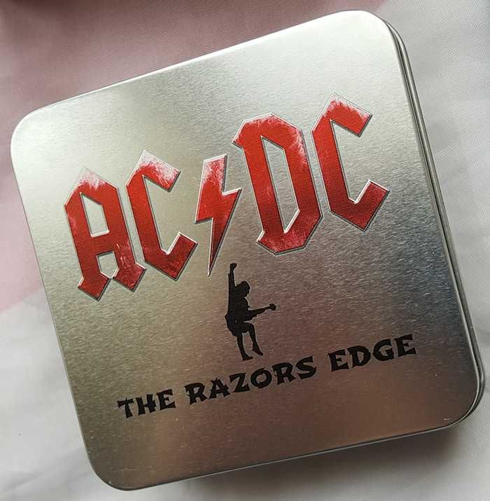 VIP подарок / монета серебро инвестиционная The Razors Edge AC/DC