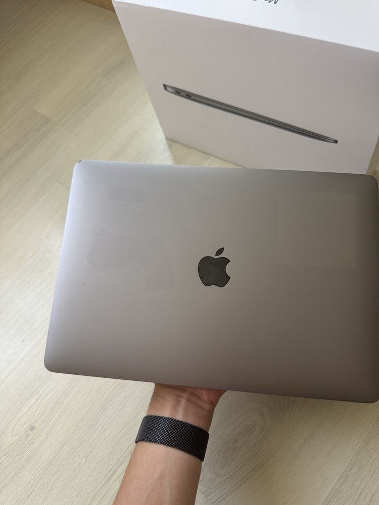 Macbook Air m1 2020 16 256