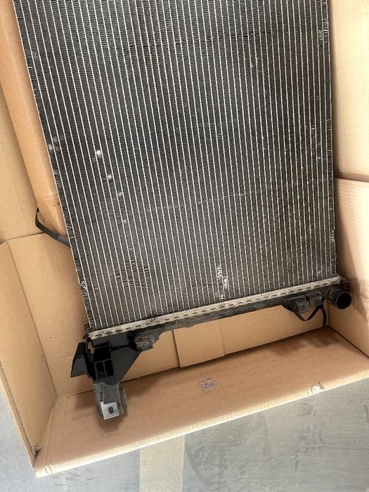 Радіатор системи охолодження Renault master 3