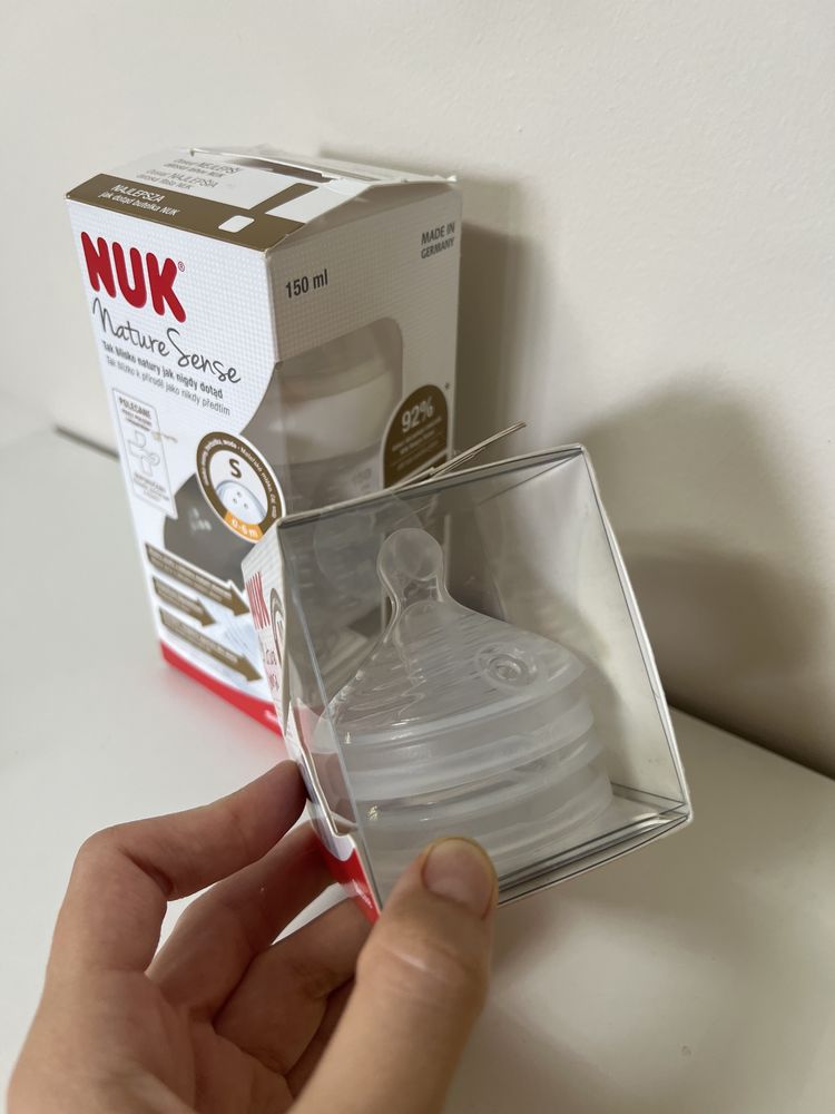 Butelka plus smoczki NUK