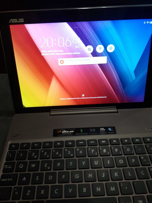 Computador e  portátil Asus c novo