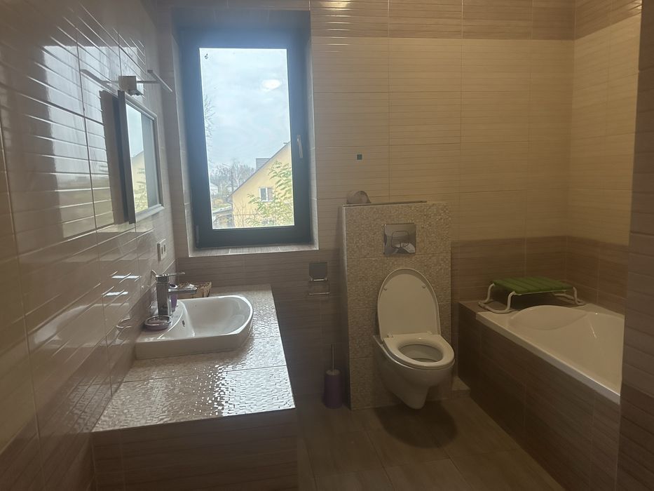 Сдам дом Бортничи ,Екофло (свет до 18 часов)без % возле озера