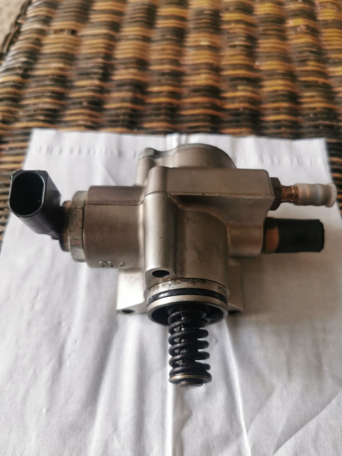 Паливний насос високого тиску 03c 127 025 t. 1.4 TSI CAV BLG.