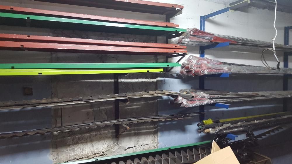 Oś podajnika pochyłego gardzieli Fortschritt E514 oś Wariatora jazdy