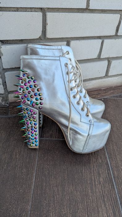 взуття для полденсу, стріпи