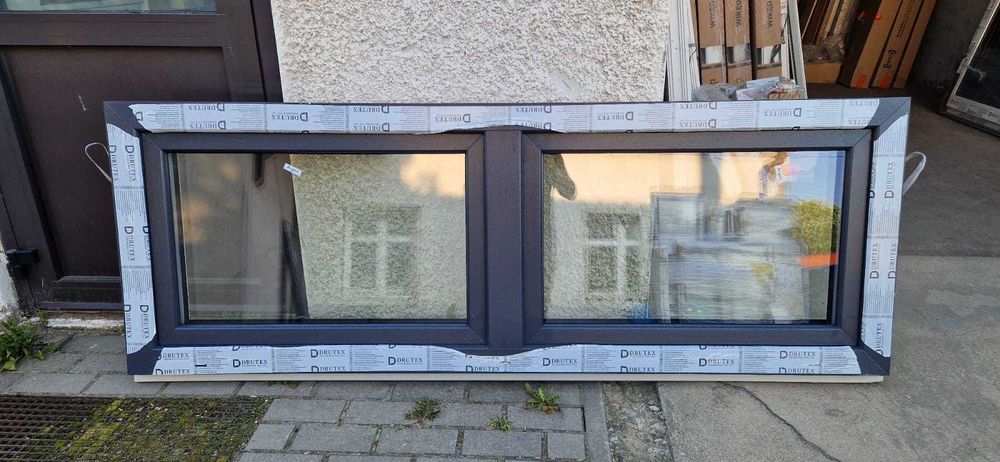 Okno PCV 7-komorowe, Antracyt zew. wym. 1970x700