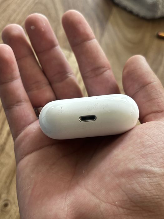 Apple airpods 3gen. z NIEORYGINALNYM kabelkiem