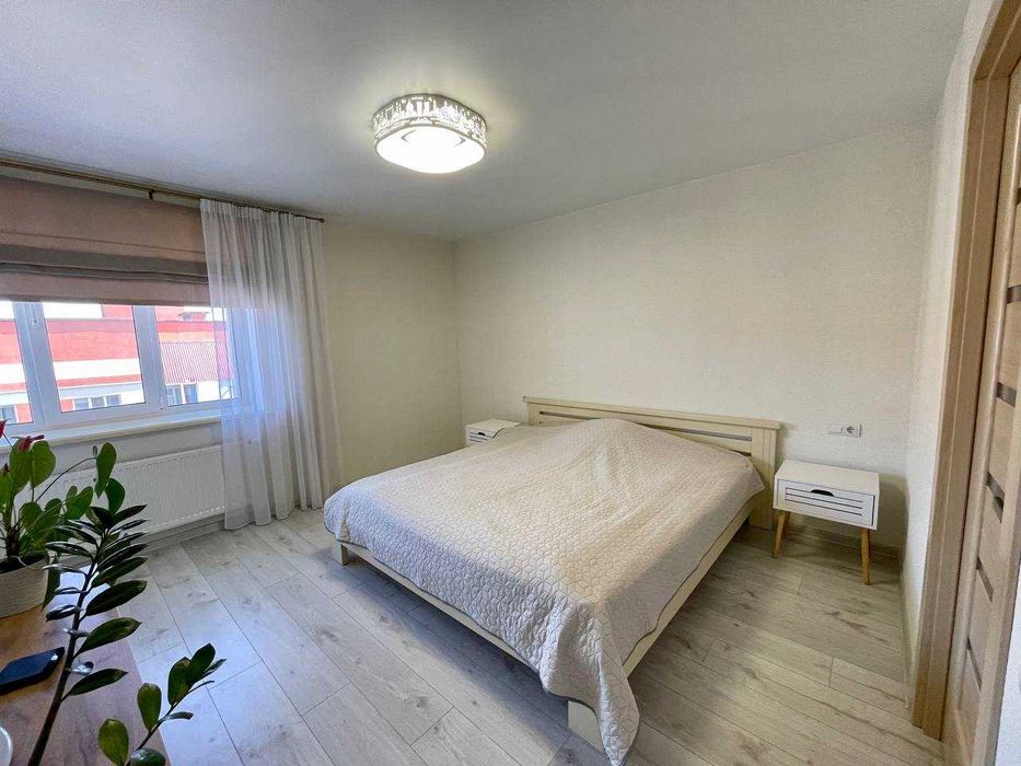 Продаж чудової дворівневої квартири! Виставка