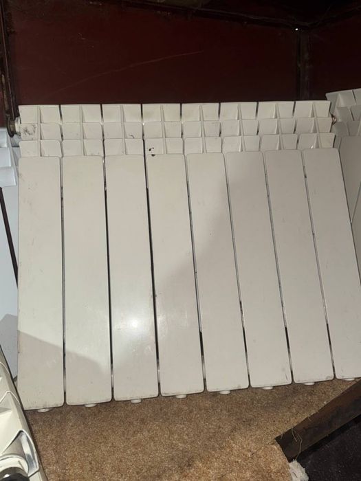 Продам Алюмієві радіаторние батареї гарний стан