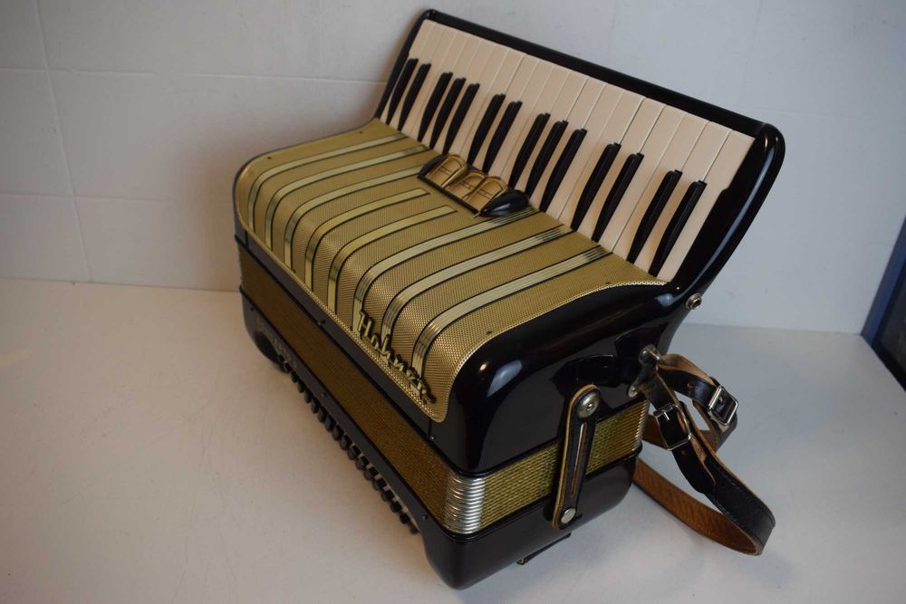 Acordea Hohner Concerto II 2 voz 72 Baixos, N . 353
