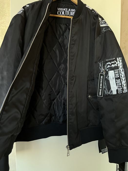 Продам чоловічу куртку бомбер Versace 52 р Оригінал L-XL