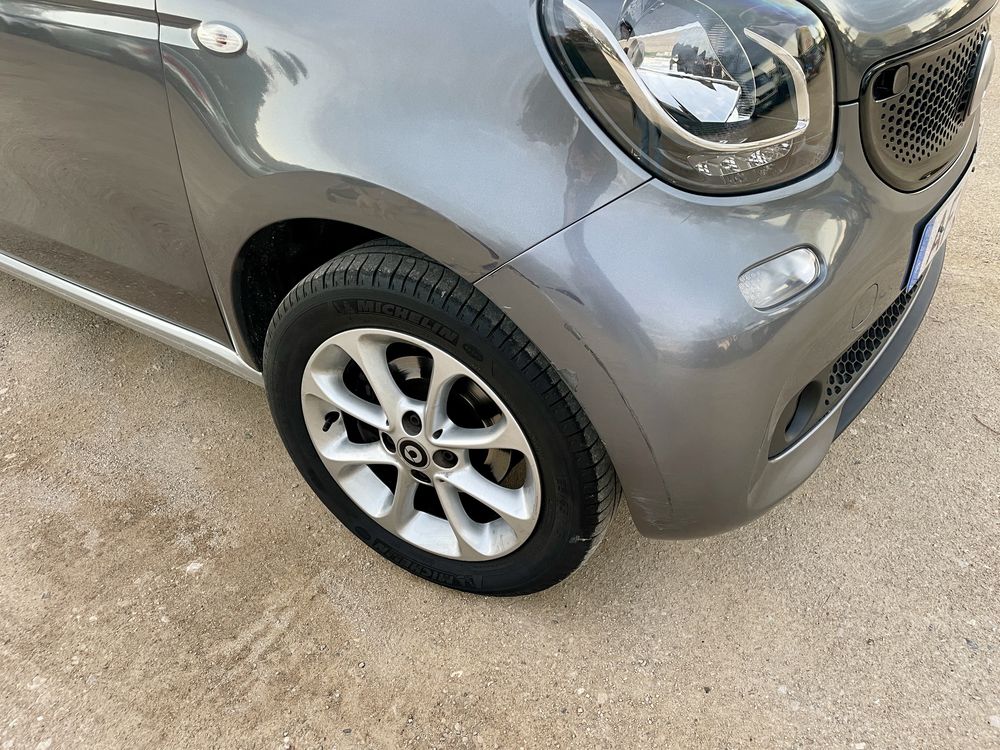 2018 Grey Smart ForFour