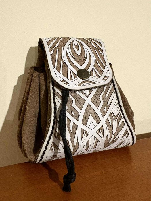 Bolsa de Couro Brown & White Mandala - Yukaria Lab