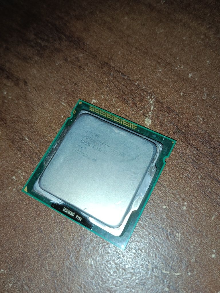 Процесор Intel Core i5 2400 4 ядра 4 потоки по 3.1ггц