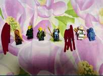 Продам фигурки Lego