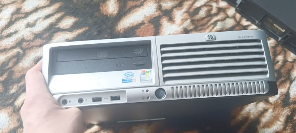 Komputer HP compaq dc7100sff Pentium 4 2gb tak, dysk 40g. Windows xp