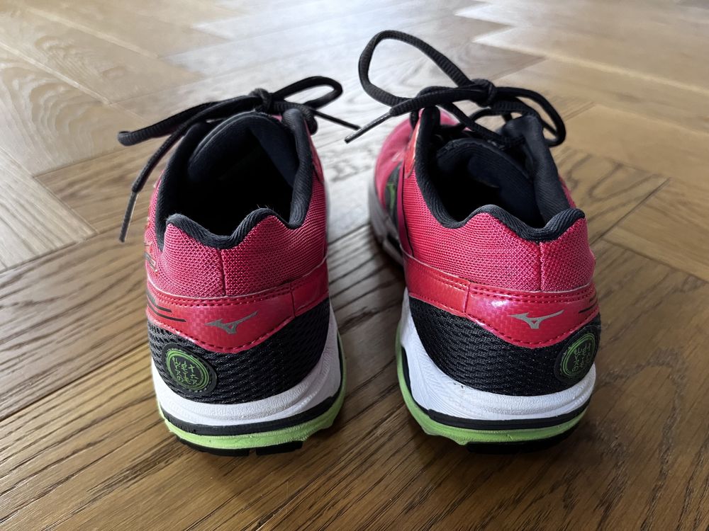 Buty do biegania MIZUNO Wave Rider 16. Jak nowe!!