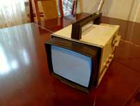 telewizorek kolekcjonerski PRL