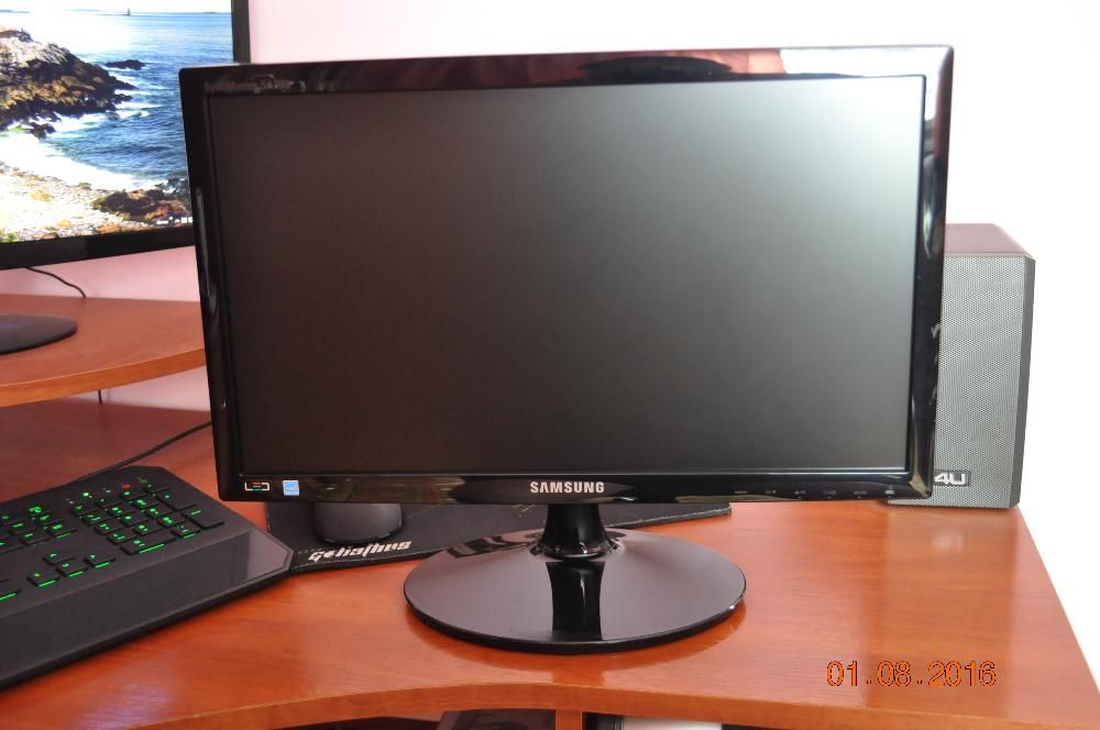 Samsung S19A300B