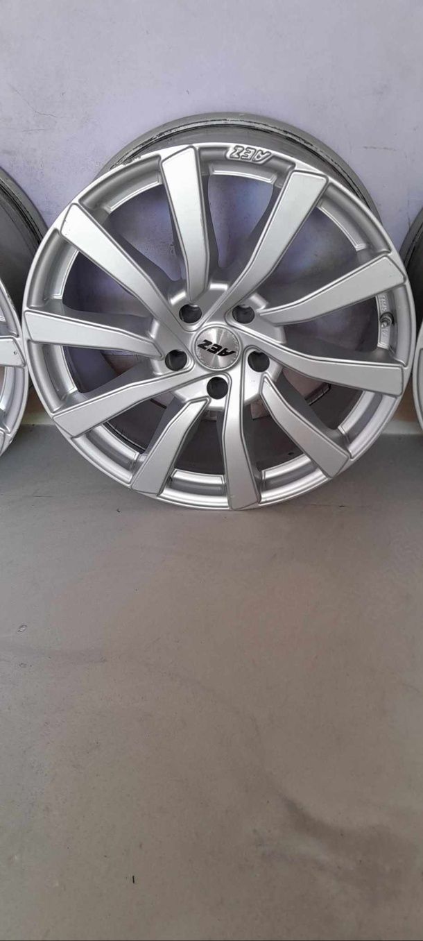 Alufelgi AEZ  19/5x120/72.6/ BMW/Opel/z czujnikami