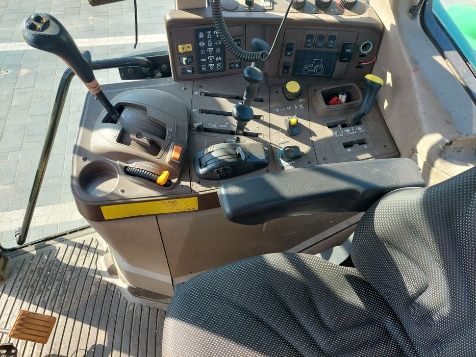 Ciagnik rolniczy John deere 6820 z turem