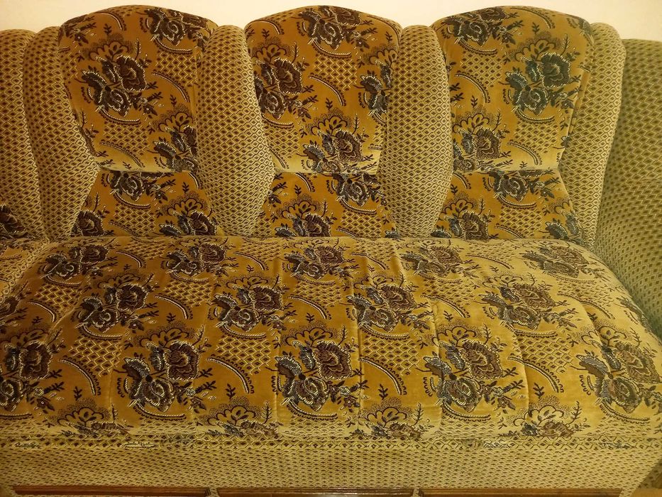 Кутовий диван-ліжко (для гостей)