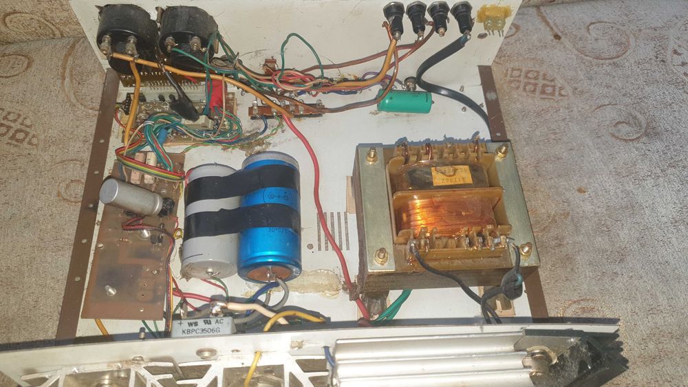 Zasilacz 12V CB własnej roboty z około 93 roku - do pomajsterkowania