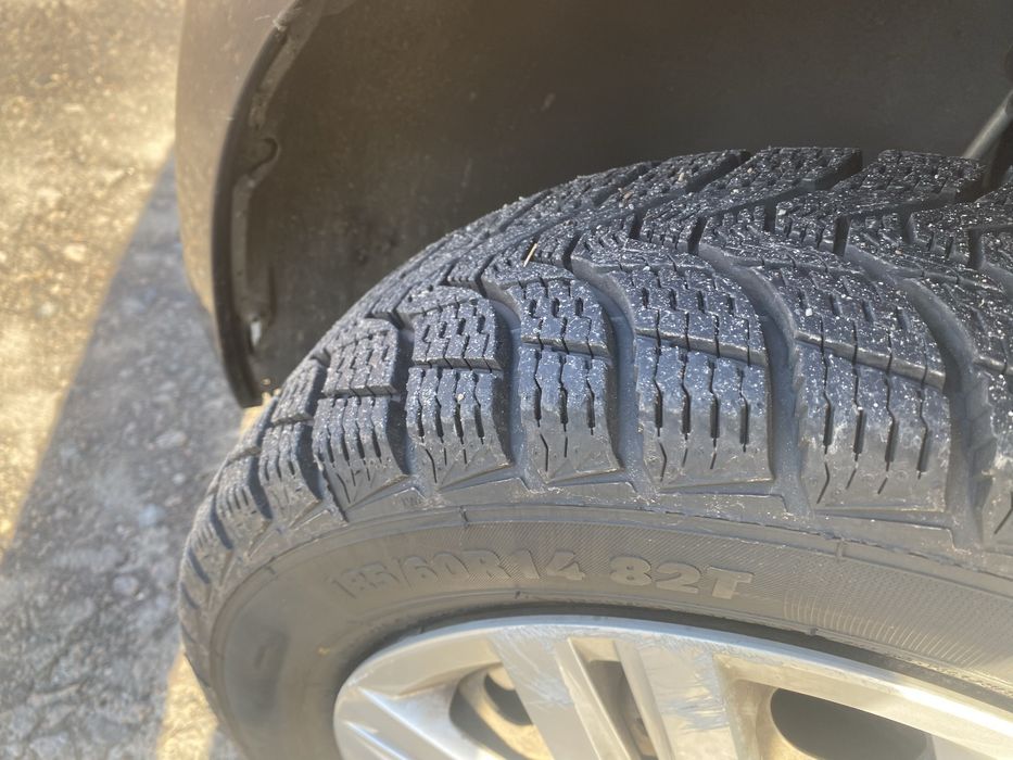 Продам Volkswagen Polo 1.6 газ/бензин з рідним пробігом офіційний 2013