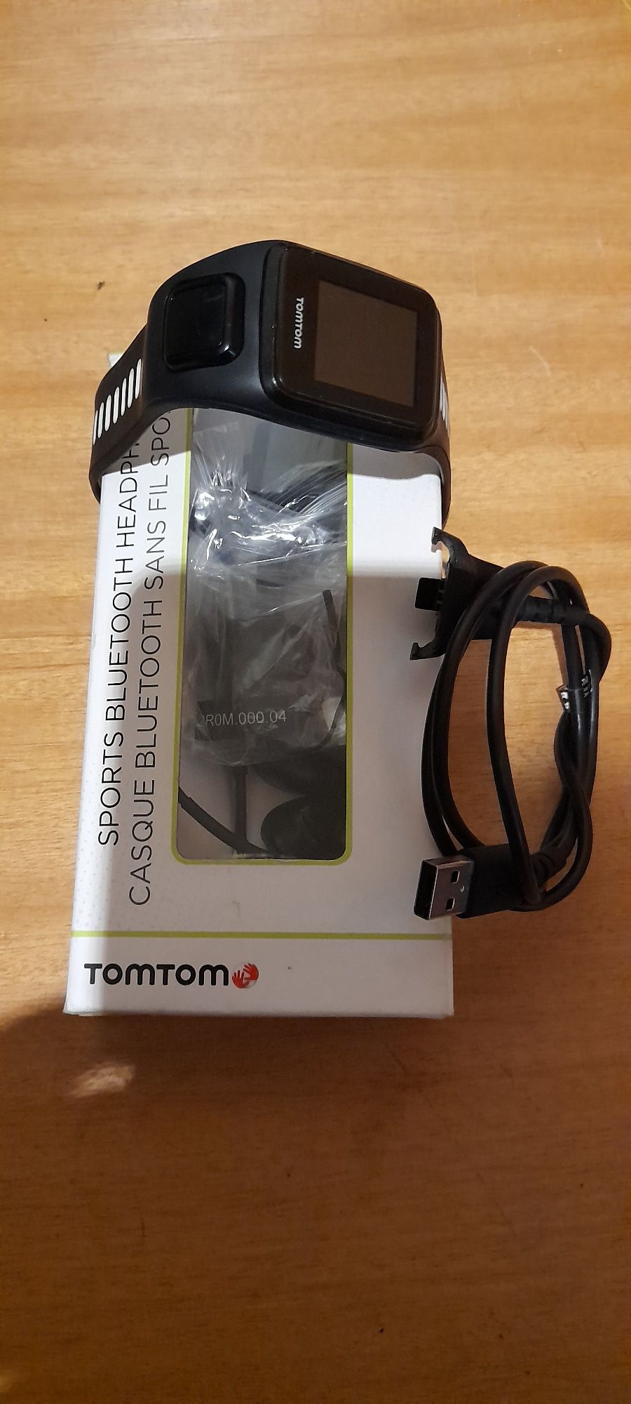 RELOGIO FITNESS COM GPS e música marca TomTom
