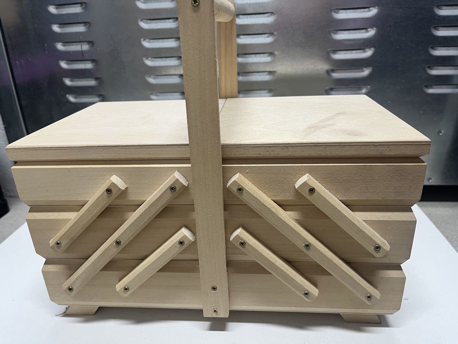 Niciownik drewniany sosnowy organizer na nici