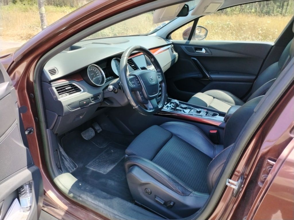 Peugeot 508 RXH hybrid 4