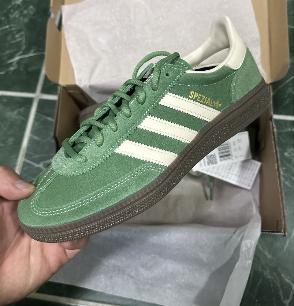 Жіночі кросівки Adidas Spezial IG 6192 37 1/3,  38 2/3