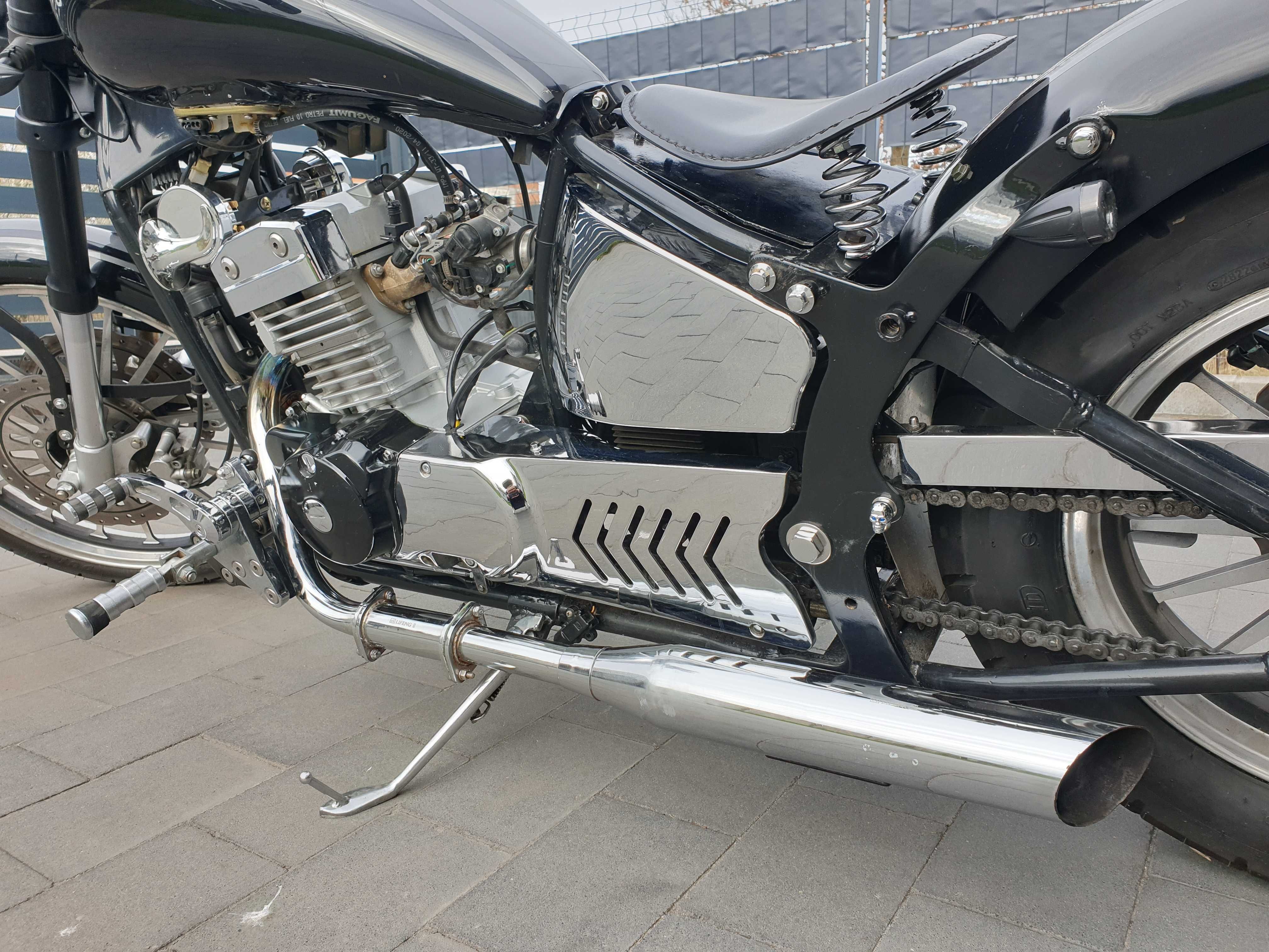 Junak M16 320 - Daytona 350 - BOBBER - światła LED