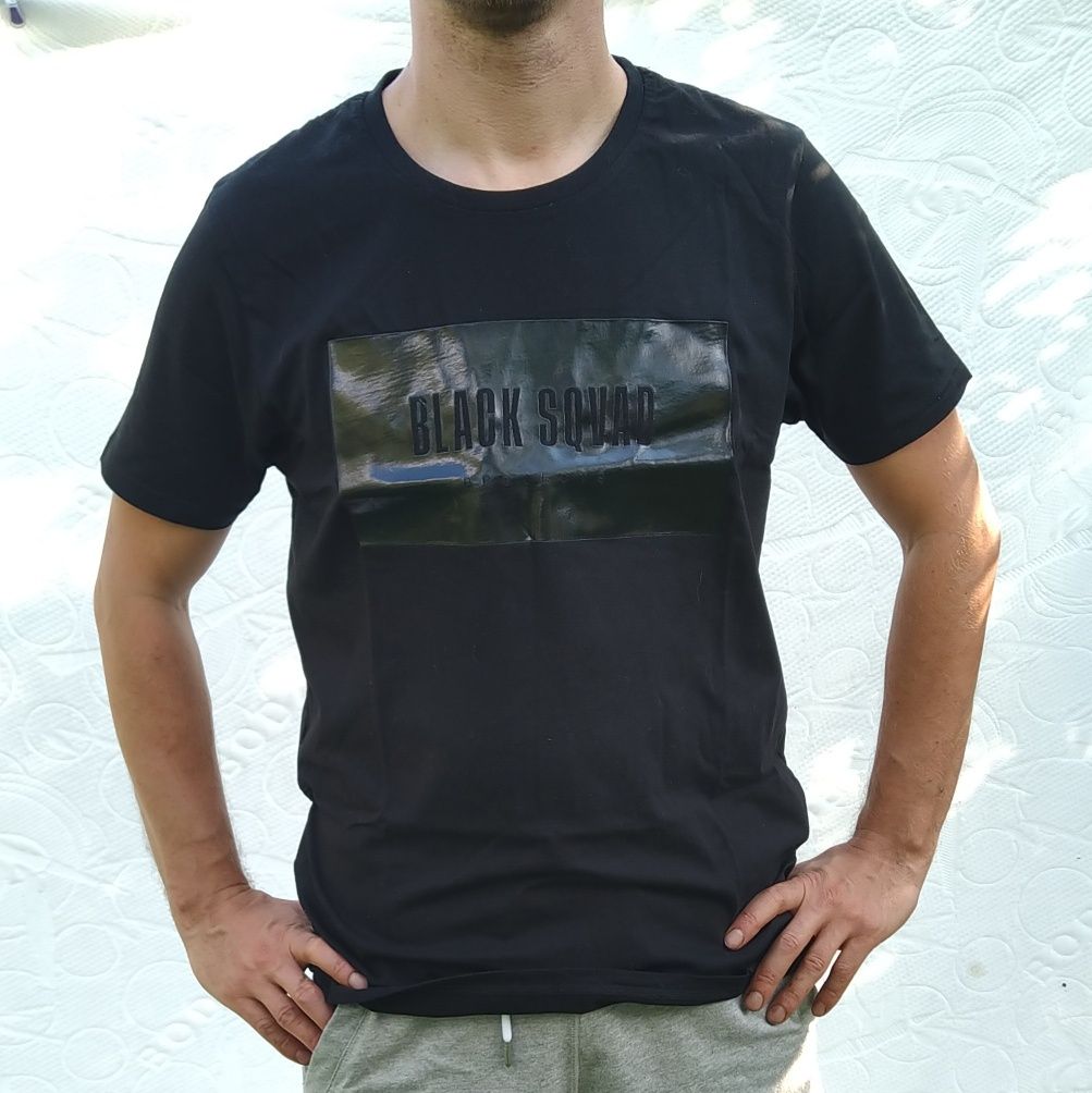 New Yorker, Smog czarny t-shirt Blqck Squat rozmiar L