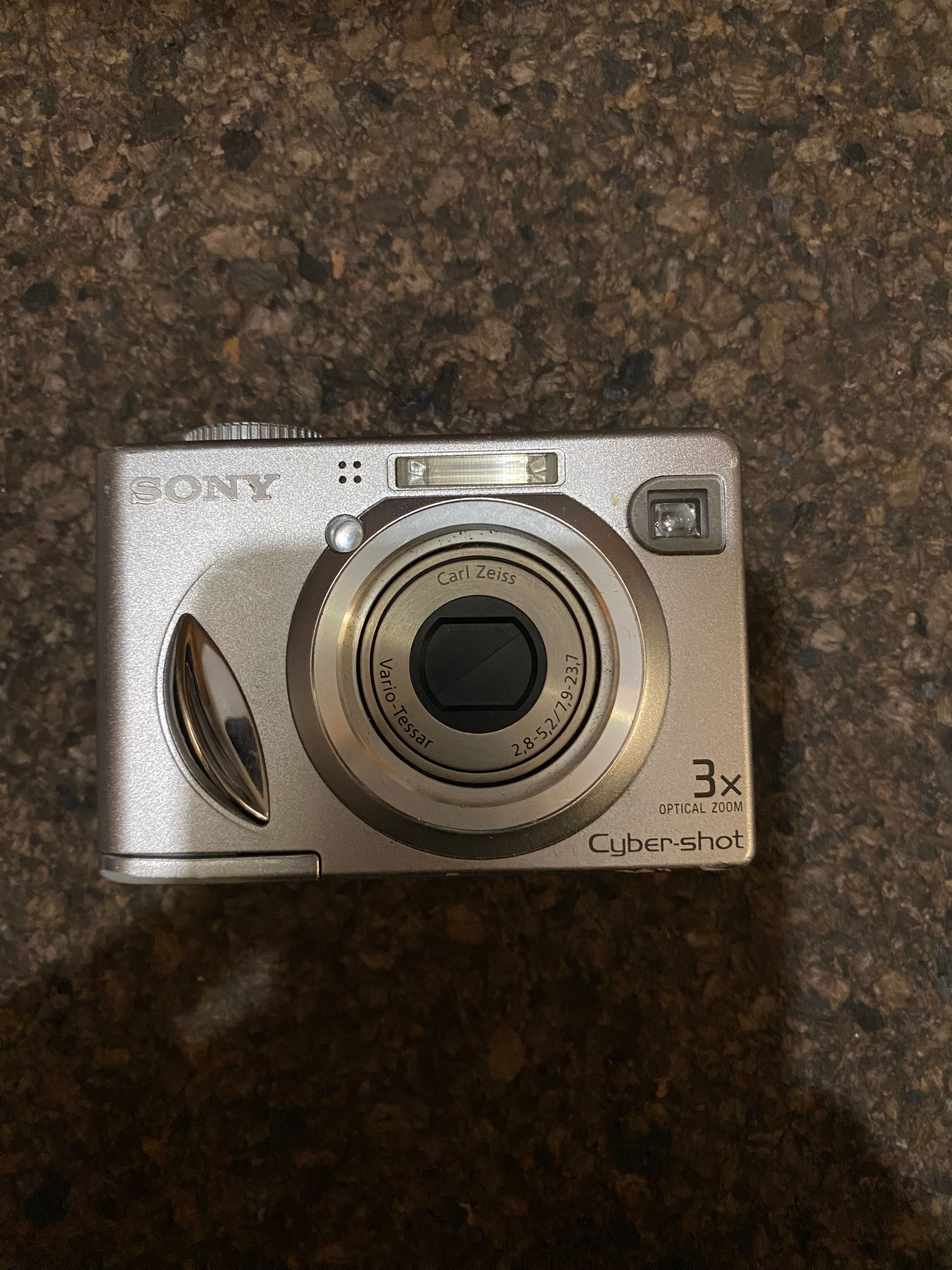 Aparat analogowy Sony cyber shot