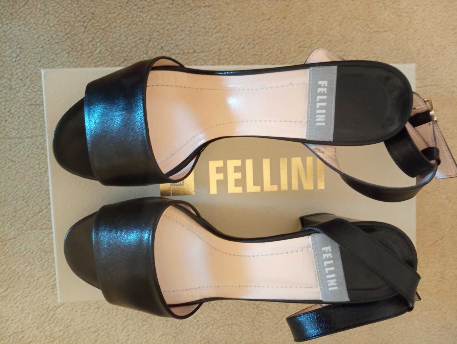 Італійські босоніжки Fellini 37 розмір