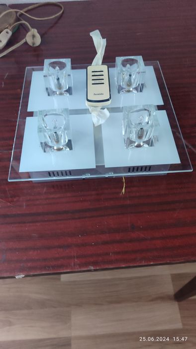 Продам люстру- бра