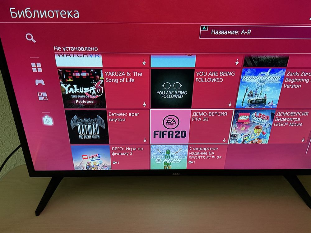 PS4 SLIM + games